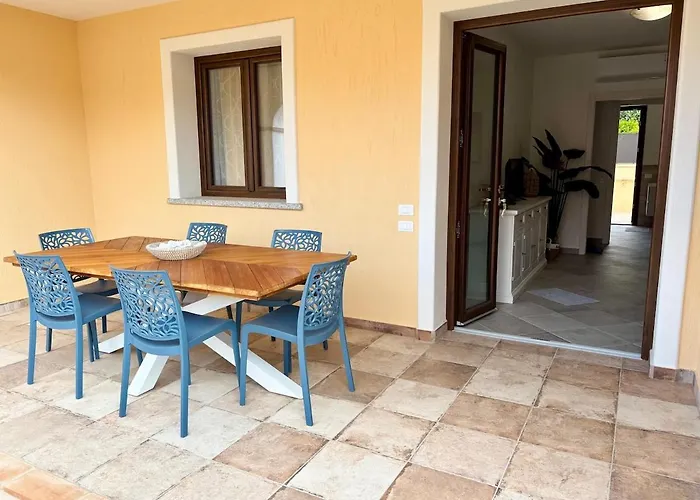 Vakantiehuis Casa Merlino By La Via Del Mare Viaggi E Vacanze