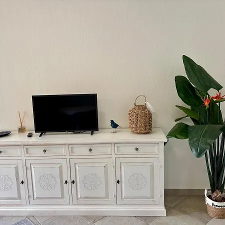 Holiday home Casa Merlino By La Via Del Mare Viaggi E Vacanze